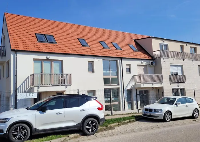 Leo Apartman *